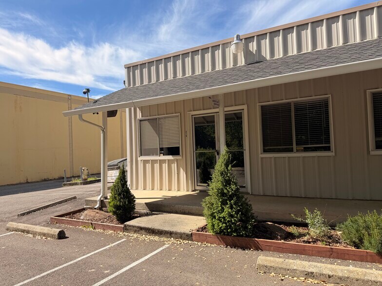 319 Nevada St, Auburn, CA à louer - Photo de l’immeuble – Image 2 sur 12