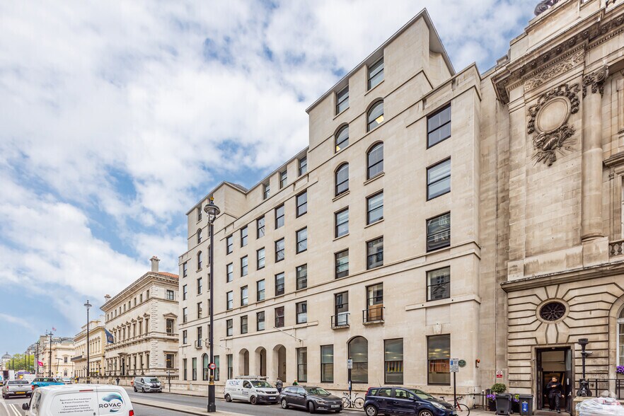 100 Pall Mall, Londres à louer - Photo de l’immeuble – Image 3 sur 8