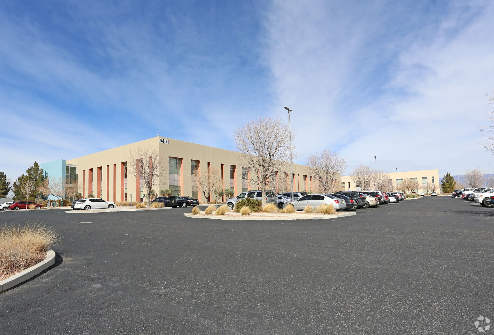 5401 Watson Dr SE, Albuquerque, NM à vendre Photo principale– Image 1 sur 25