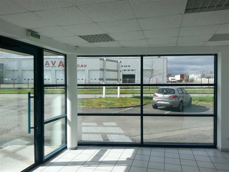 Industriel/Logistique dans Thouaré-sur-Loire à louer - Photo de l’immeuble – Image 3 sur 3
