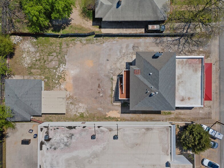 521 N 18th St, Waco, TX à vendre - Photo de l’immeuble – Image 3 sur 28