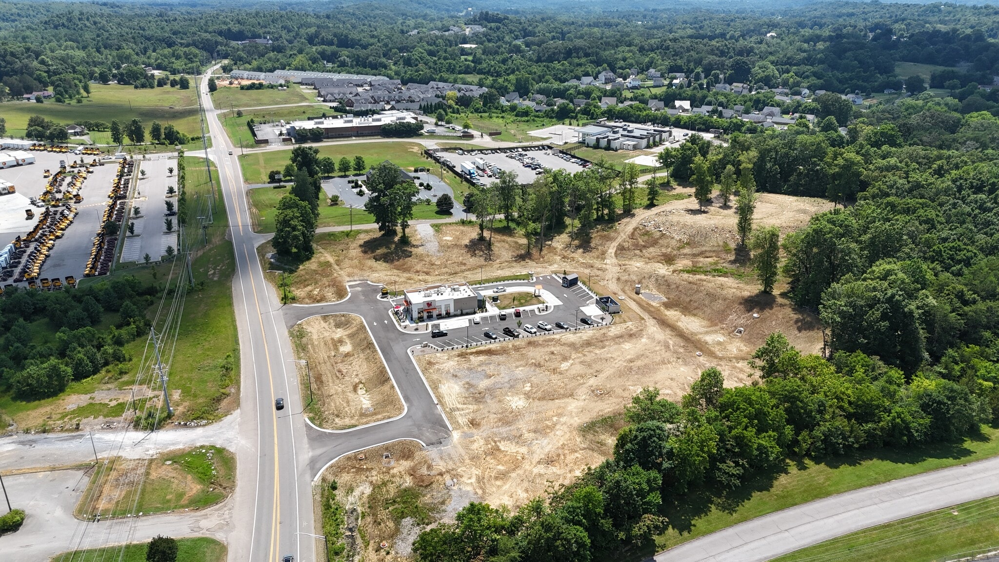 7101 Strawberry Plains Pike, Knoxville, TN à louer Aérien– Image 1 sur 10