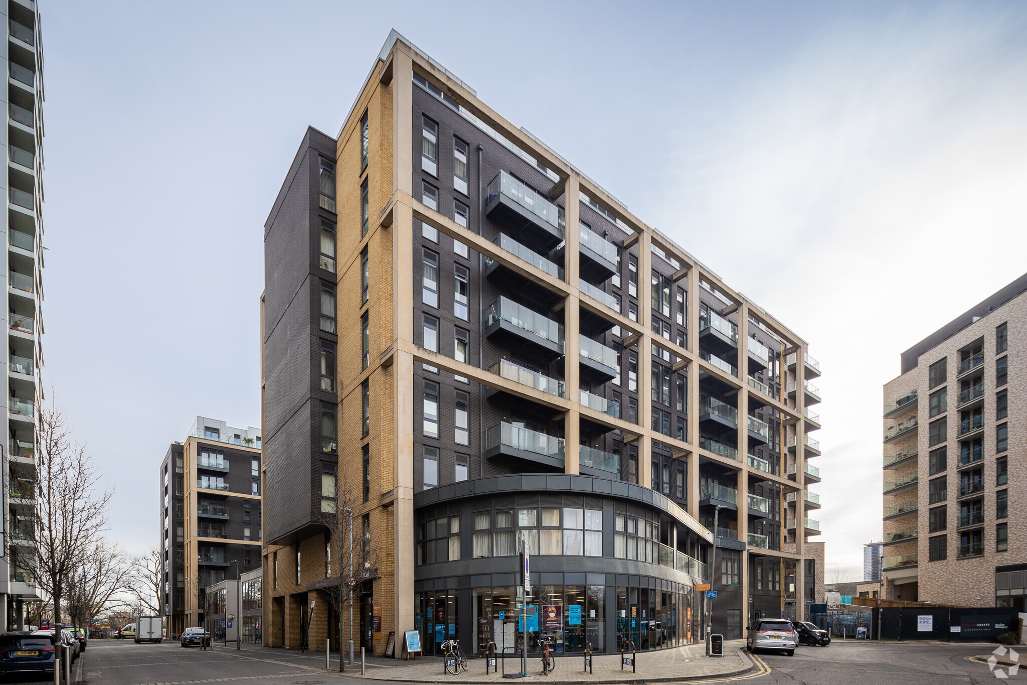 4 Enterprise Way, Londres à vendre Photo principale– Image 1 sur 4