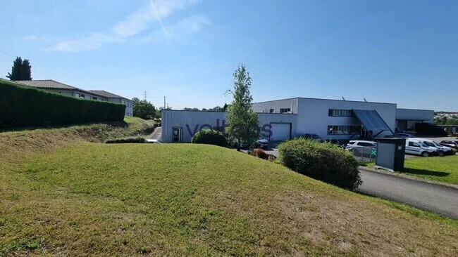 Plus de détails pour Bureau, Local d'activités à louer