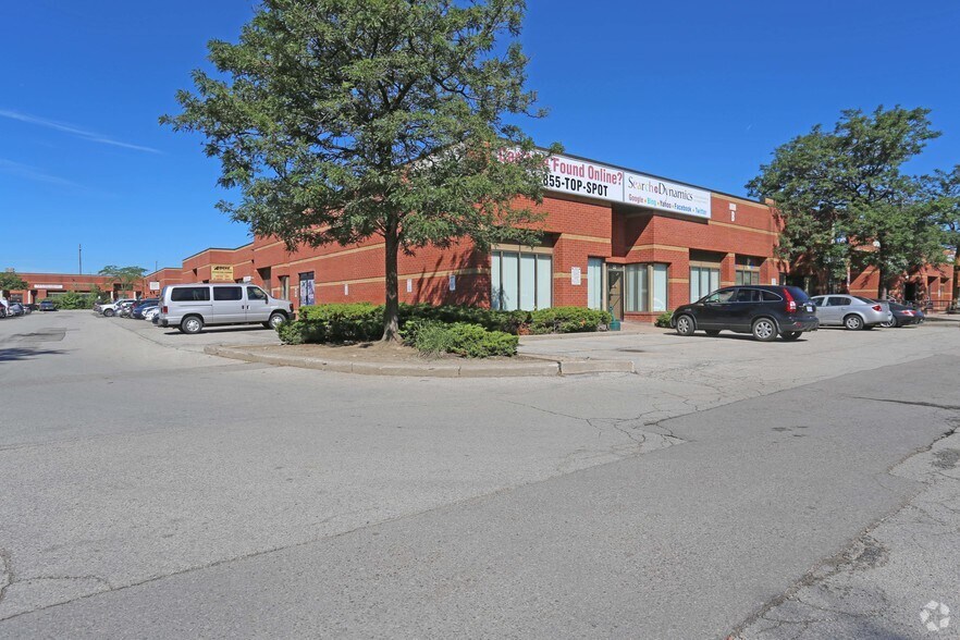8600 Keele St, Concord, ON à louer - Photo principale – Image 1 sur 7