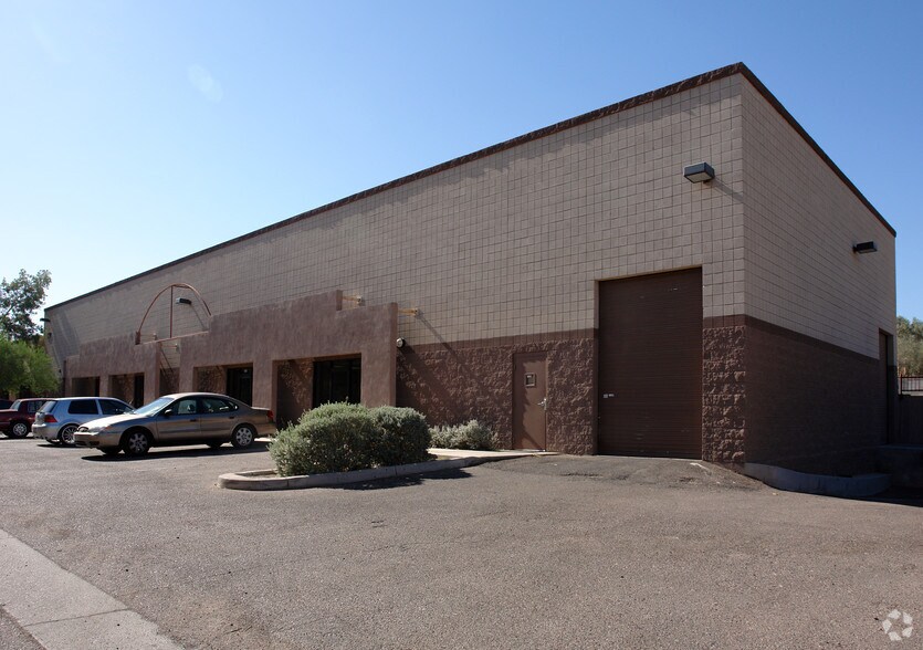 2027 E Cedar St, Tempe, AZ à louer - Photo de l’immeuble – Image 2 sur 3
