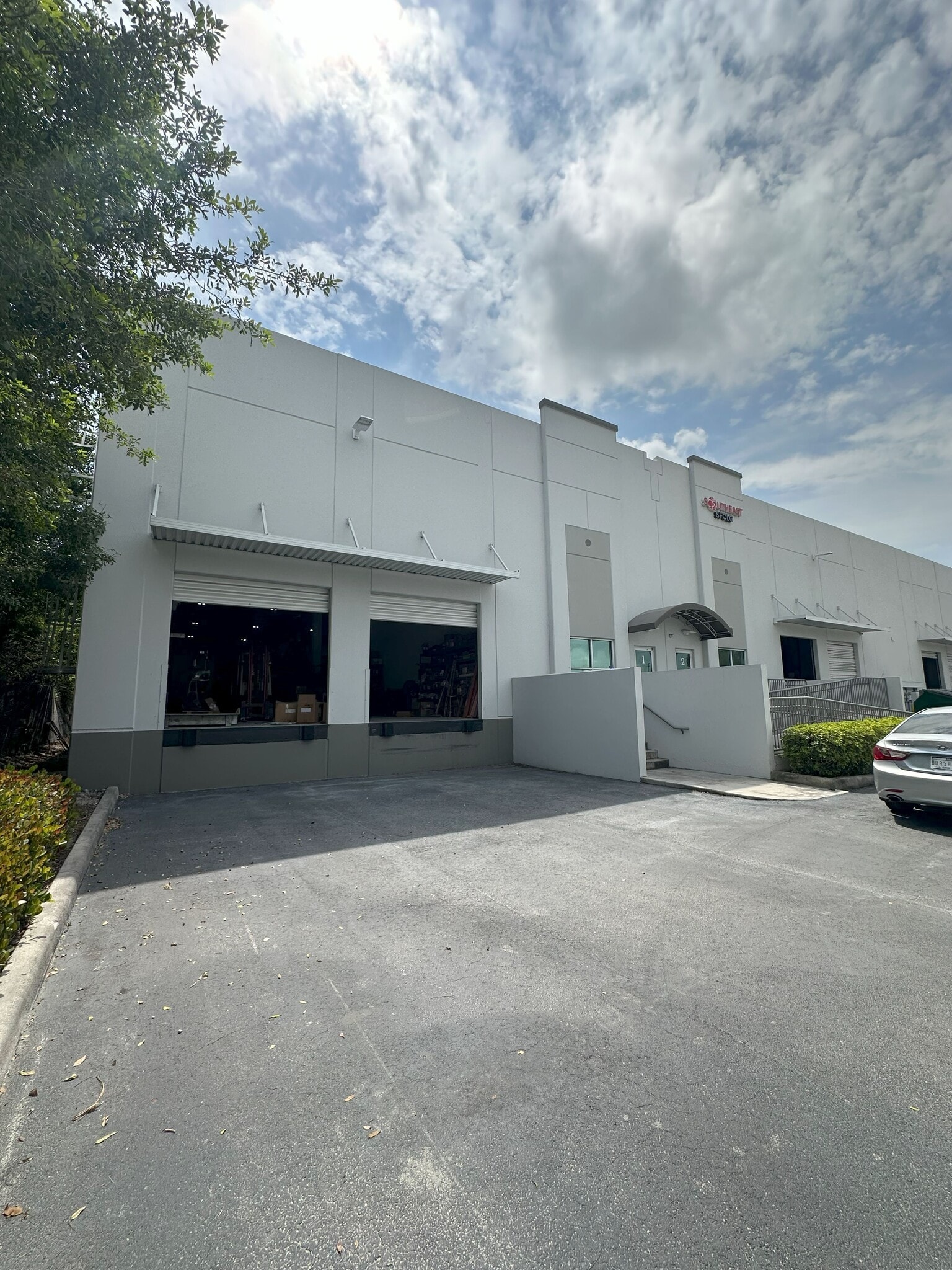 11200 NW 138th St, Medley, FL à louer Photo de l’immeuble– Image 1 sur 11