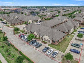 4425 Plano Pkwy, Carrollton, TX à louer Photo intérieure– Image 2 sur 18