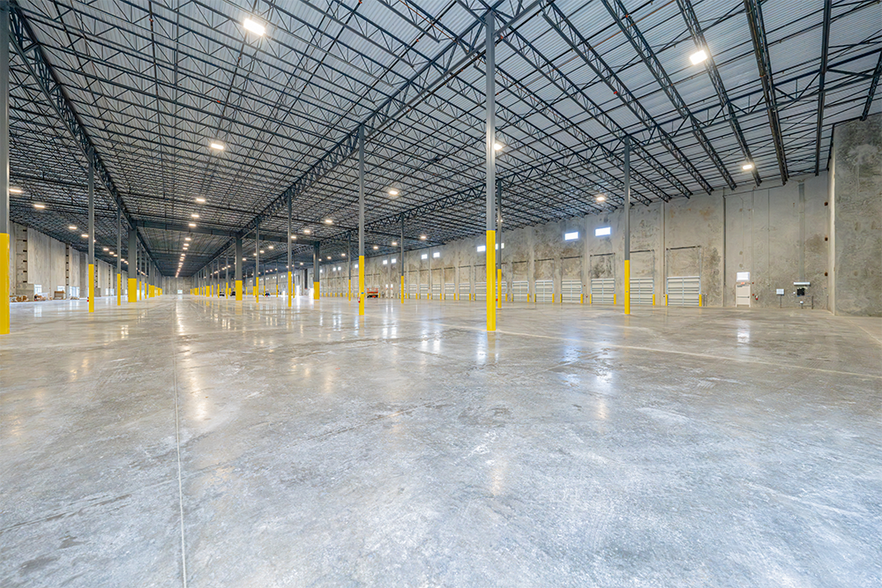 3055 Burris Rd, Davie, FL à louer - Photo de l’immeuble – Image 3 sur 36