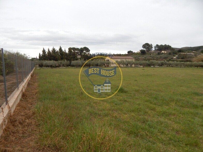 Terrain dans Ontinyent, Valencia à vendre - Photo principale – Image 2 sur 9