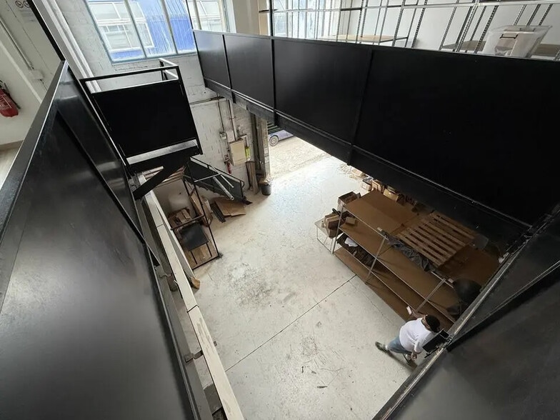 Local d’activités dans Chelles à louer - Photo intérieure – Image 2 sur 6