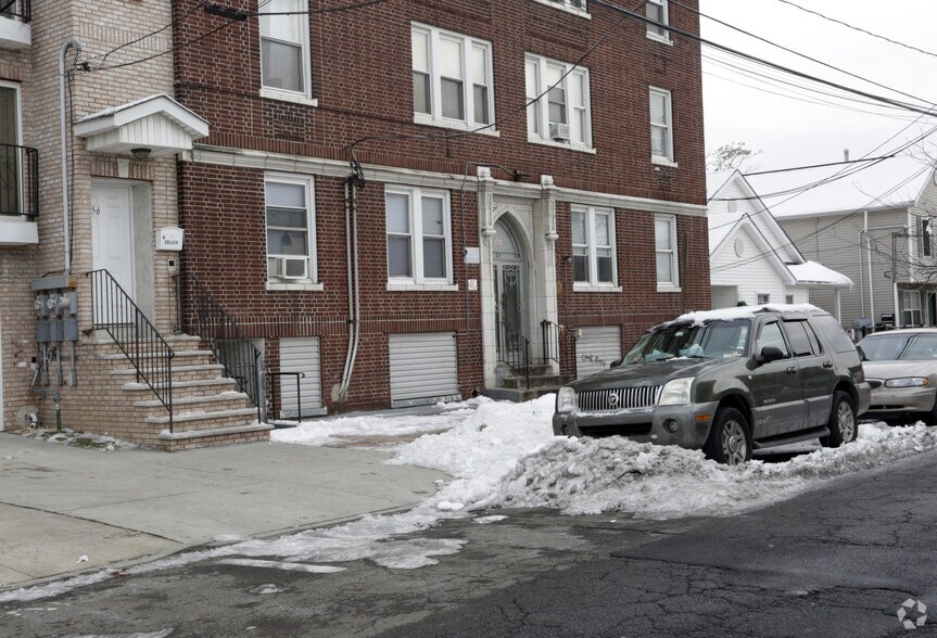 150 Stegman St, Jersey City, NJ à vendre - Photo de l’immeuble – Image 3 sur 3