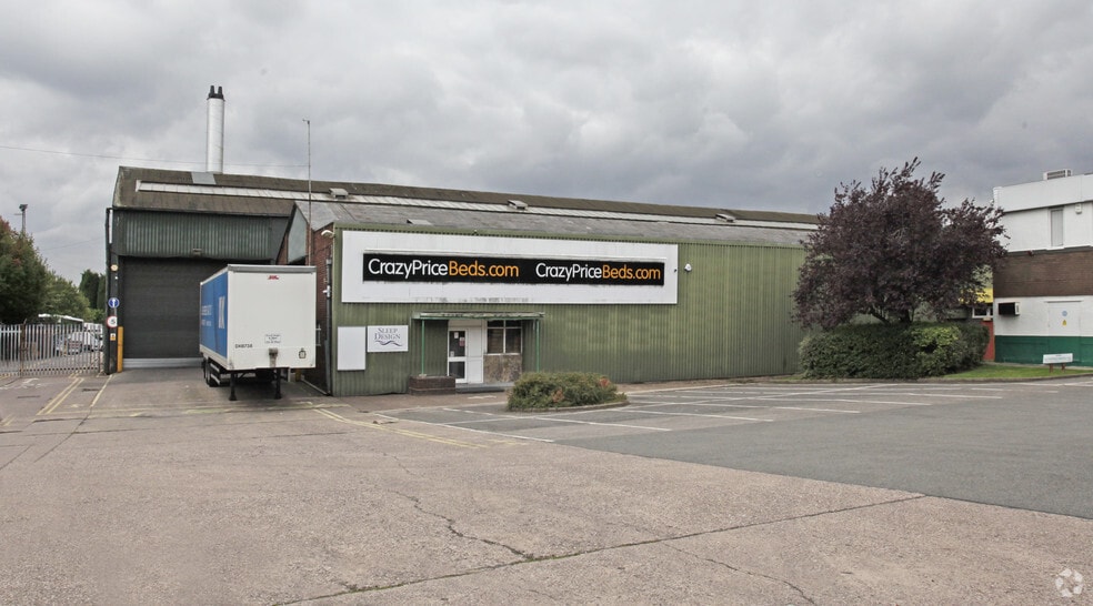 14-15 Northgate, Aldridge à vendre - Photo principale – Image 1 sur 5