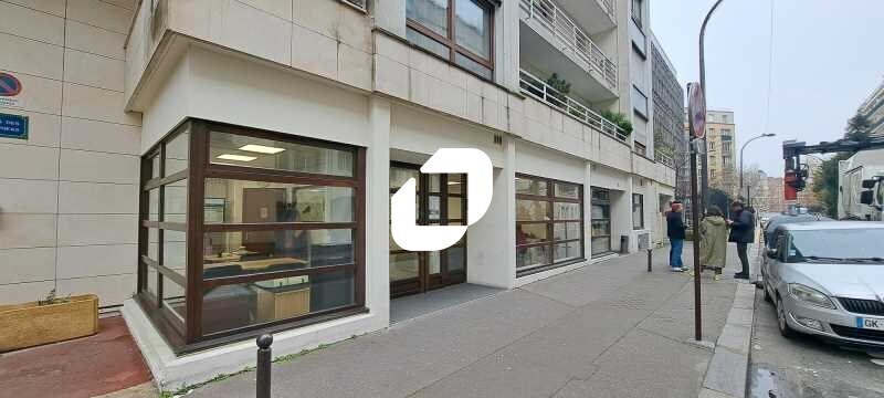 Local commercial dans Paris à vendre - Photo de l’immeuble – Image 1 sur 10