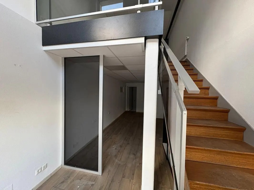 Local commercial dans Bolbec à vendre Photo de l’immeuble– Image 1 sur 9