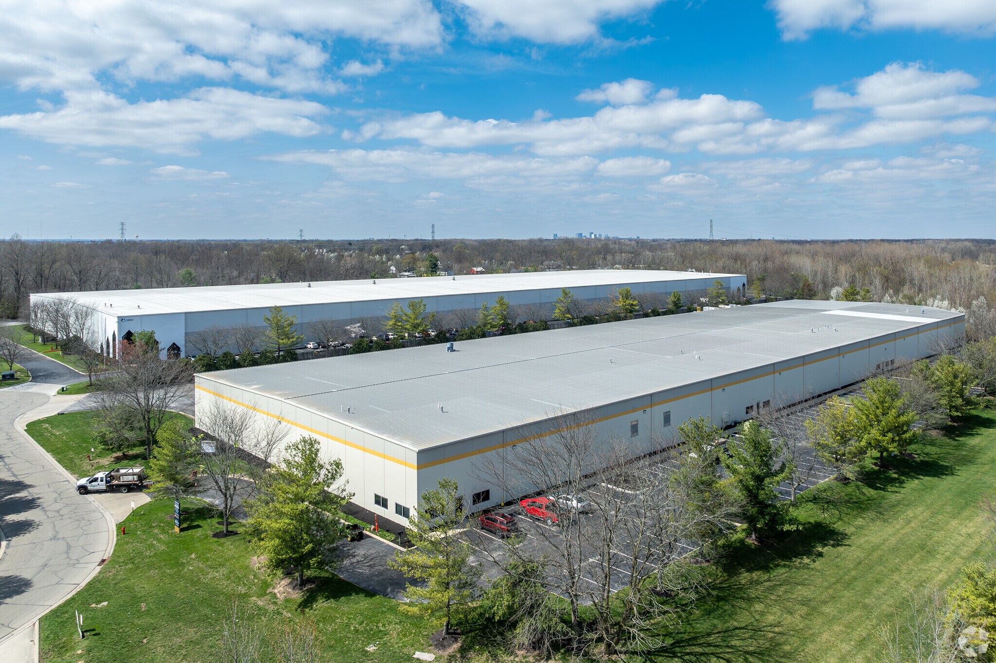 5700 N Green Pointe Dr N, Groveport, OH à louer Photo principale– Image 1 sur 5