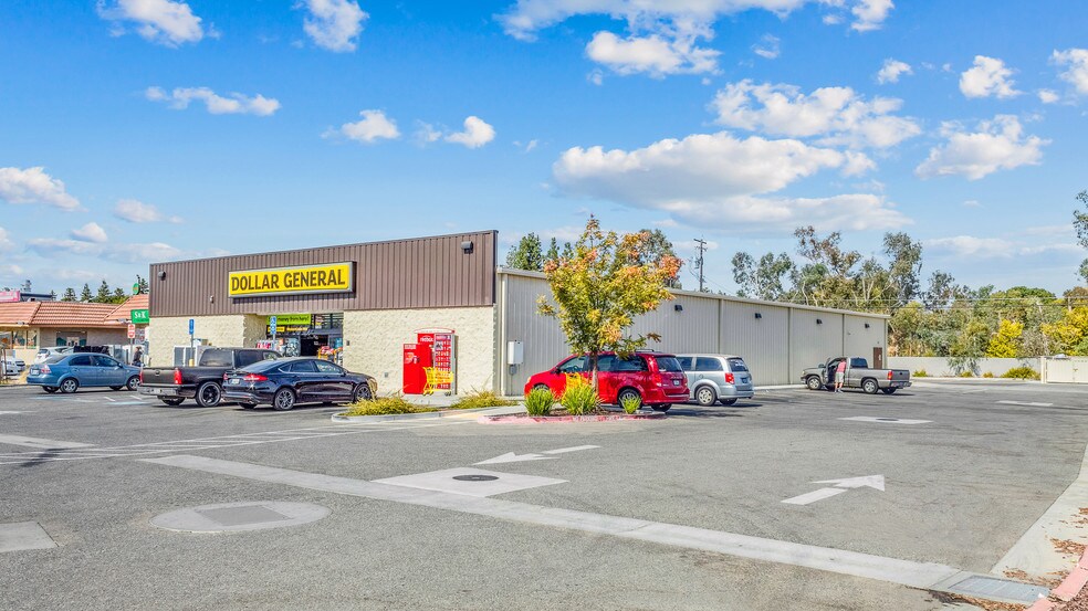 37303 Avenue 12, Madera, CA à vendre - Photo de l’immeuble – Image 3 sur 11
