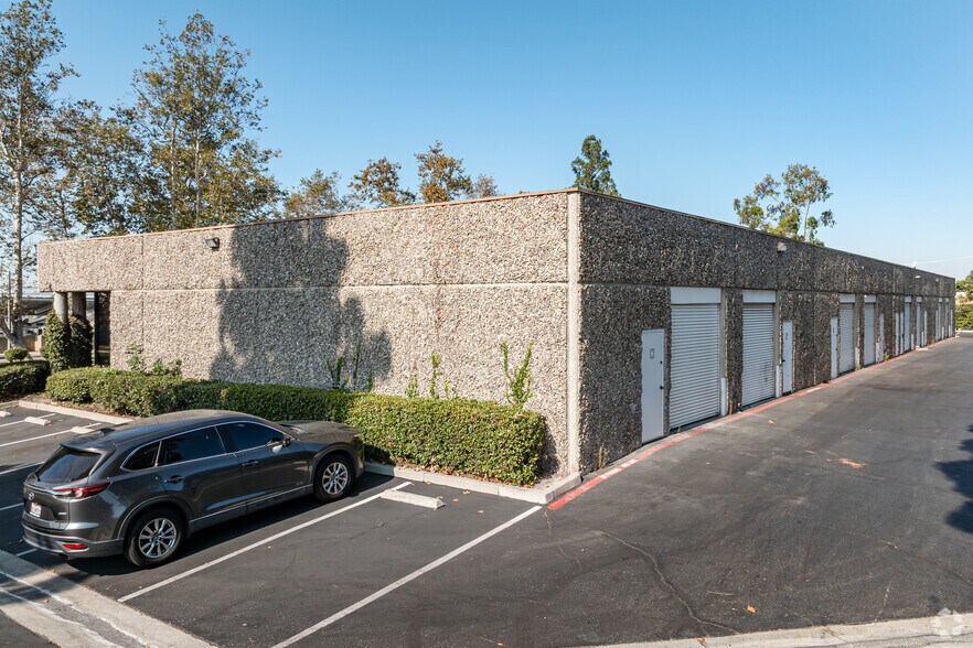 1525 W 13th St, Upland, CA à louer - Photo de l’immeuble – Image 3 sur 5