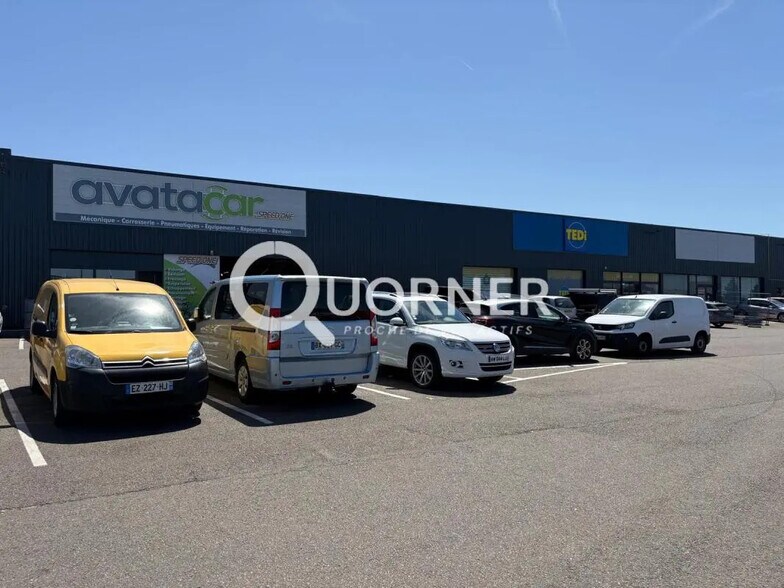 Local commercial dans Vernouillet à louer - Photo de l’immeuble – Image 1 sur 5