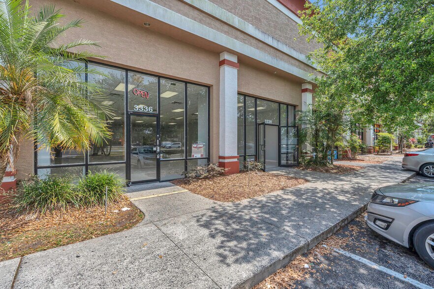 3336-3338 S. Orange Blossom Trl, Kissimmee, FL à louer - Photo de l’immeuble – Image 3 sur 36