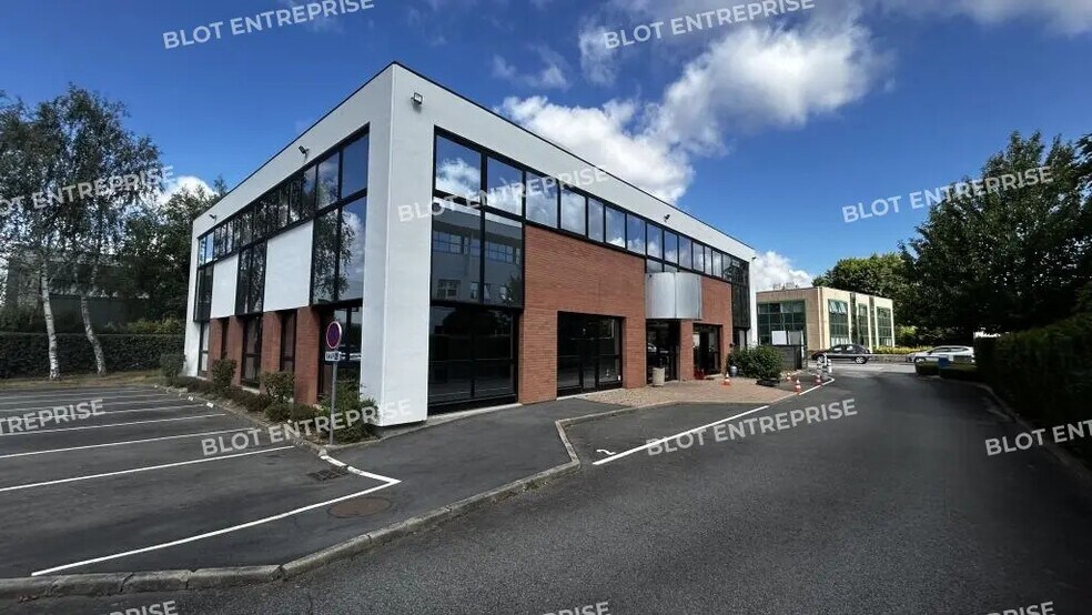 Bureau dans Cesson-Sévigné à louer - Photo de l’immeuble – Image 1 sur 14