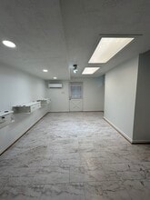 2305 Commonwealth Dr, Charlottesville, VA à louer Photo intérieure– Image 2 sur 8