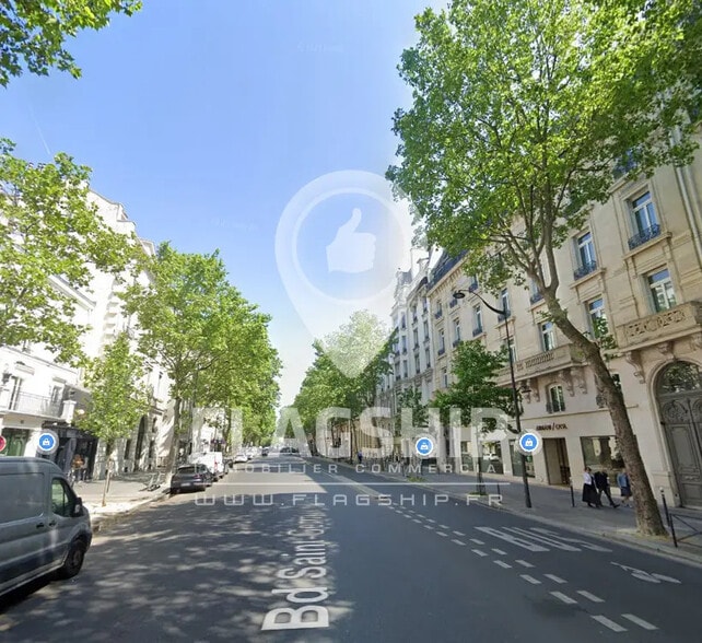 Local commercial dans Paris à louer - Photo de l’immeuble – Image 2 sur 6