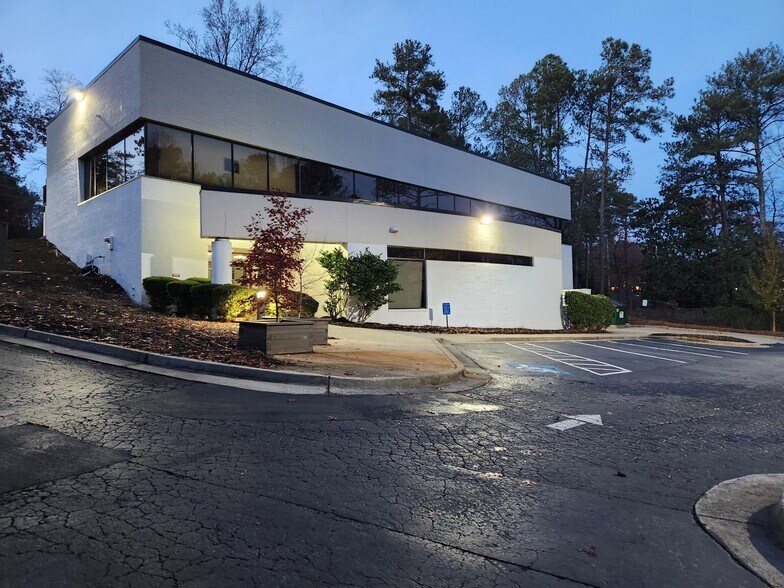 1685 Terrell Mill Rd SE, Marietta, GA à louer - Photo de l’immeuble – Image 3 sur 18