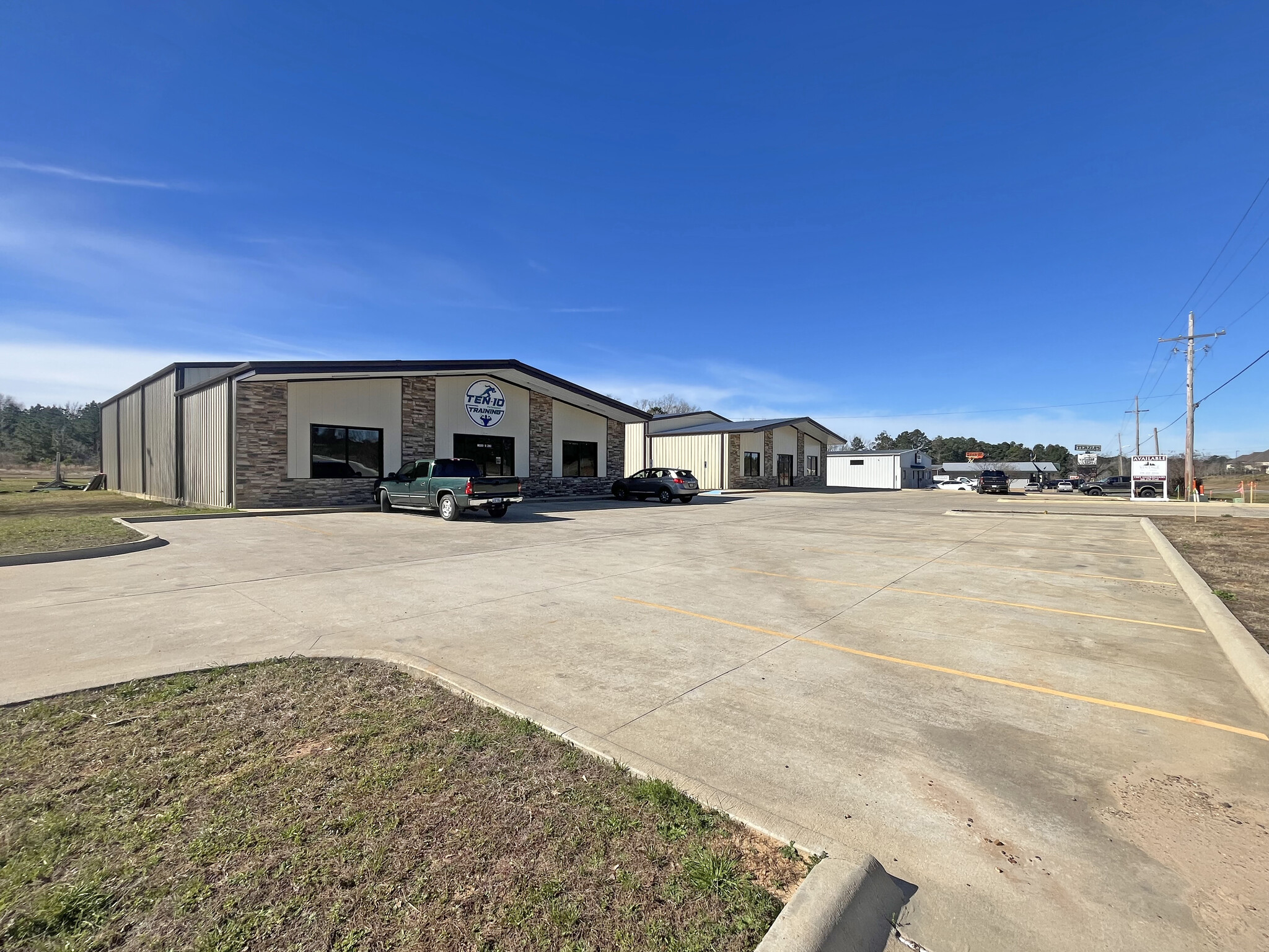 1800 E Kentucky Ave, Ruston, LA à louer Photo de l’immeuble– Image 1 sur 7