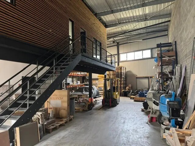 Local d'activités dans Latresne à vendre - Photo intérieure – Image 3 sur 8