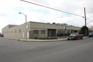 Plus de détails pour 462 E 5th St, San Fernando, CA - Industriel/Logistique à louer