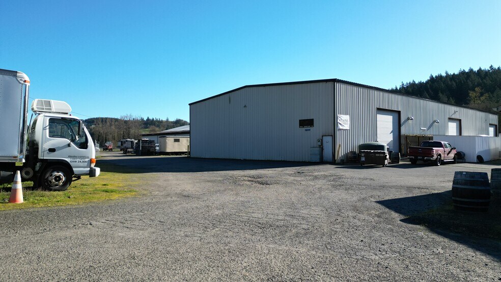 10466 Sunnyside Rd SE, Jefferson, OR à vendre - Photo de l’immeuble – Image 3 sur 32