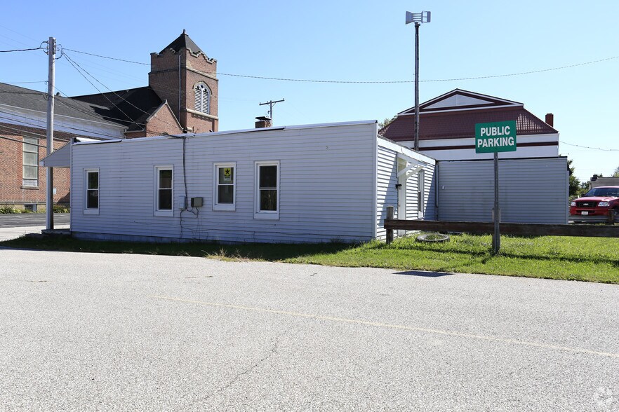 29 Wall St, Jefferson, OH à vendre - Photo de l’immeuble – Image 2 sur 4