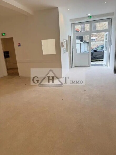 Bureau dans Juvisy-sur-Orge à louer - Photo de l’immeuble – Image 2 sur 6