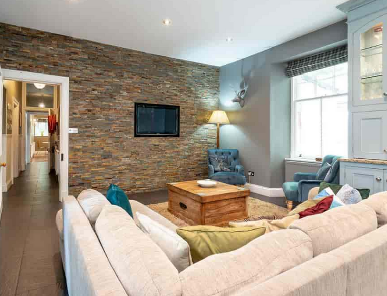 Bearnock Lodge, Drumnadrochit à vendre - Photo intérieure – Image 2 sur 7