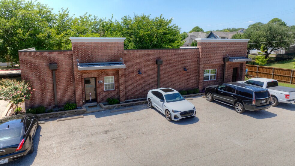 5318 Bransford Rd, Colleyville, TX à vendre - Photo de l’immeuble – Image 2 sur 32