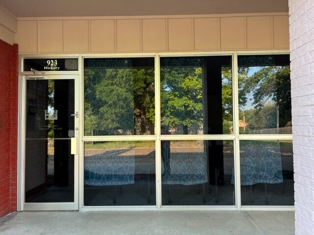 923 Hickory St, Texarkana, AR à vendre - Photo de l’immeuble – Image 2 sur 6