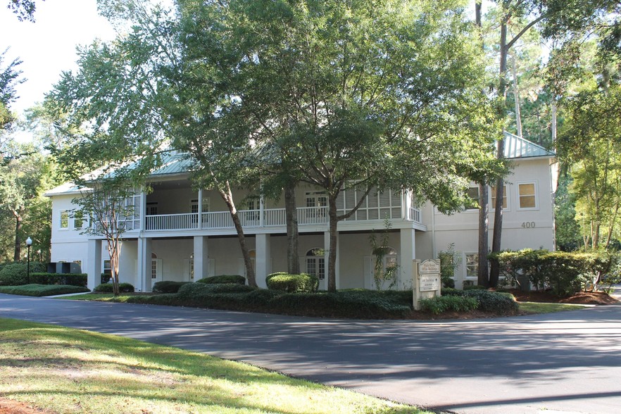 400 Main St, Hilton Head, SC à louer - Photo de l’immeuble – Image 2 sur 17