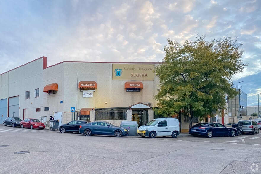 Industriel/Logistique dans Mejorada del Campo, Madrid à vendre - Photo principale – Image 1 sur 2