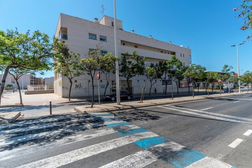 Local commercial dans Santa Pola à vendre - Photo de l’immeuble – Image 1 sur 1