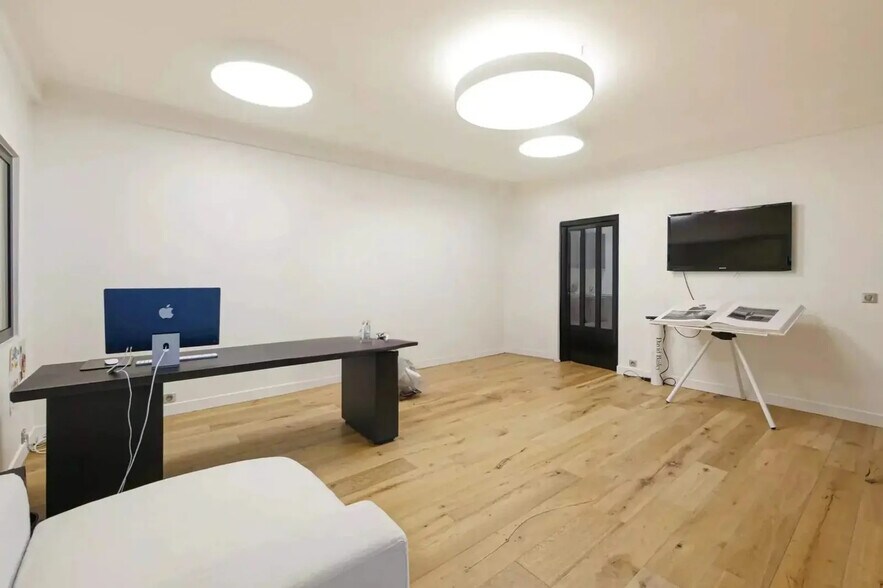 Bureau dans Paris à vendre - Photo de l’immeuble – Image 3 sur 4