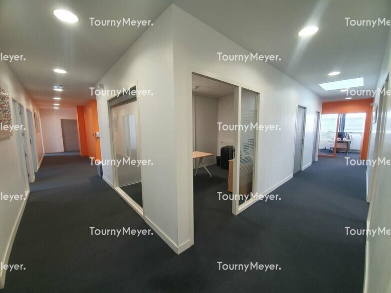Bureau dans Quimperlé à louer - Photo intérieure – Image 2 sur 7