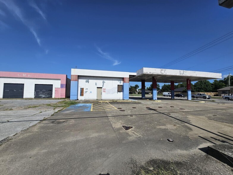1901 Pasadena Blvd, Pasadena, TX à vendre - Photo de l’immeuble – Image 3 sur 17