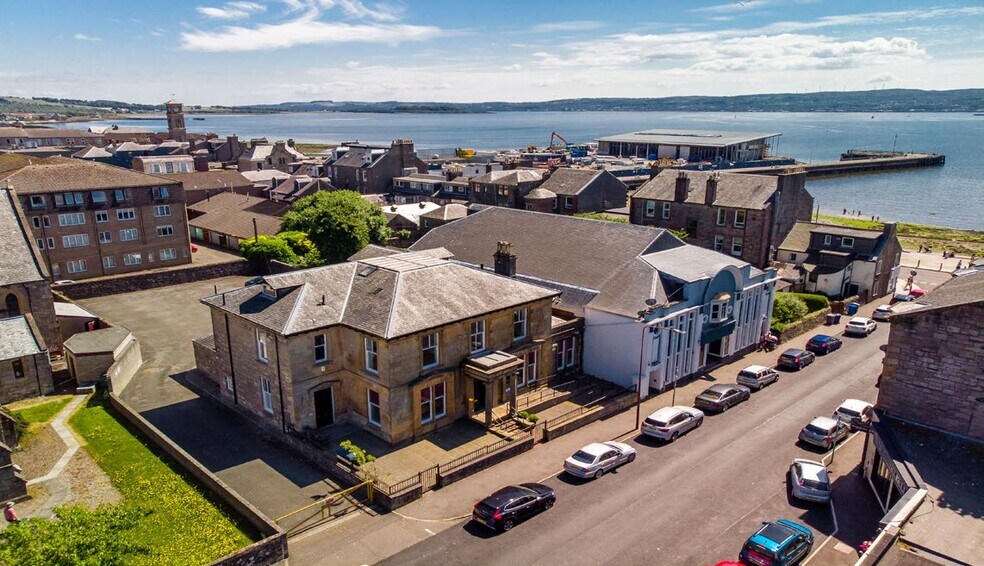 10 James St, Helensburgh à louer - Photo de l’immeuble – Image 3 sur 3