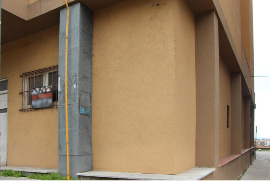 Immeuble residentiel dans Granollers, Barcelona à vendre - Photo de l’immeuble – Image 2 sur 2