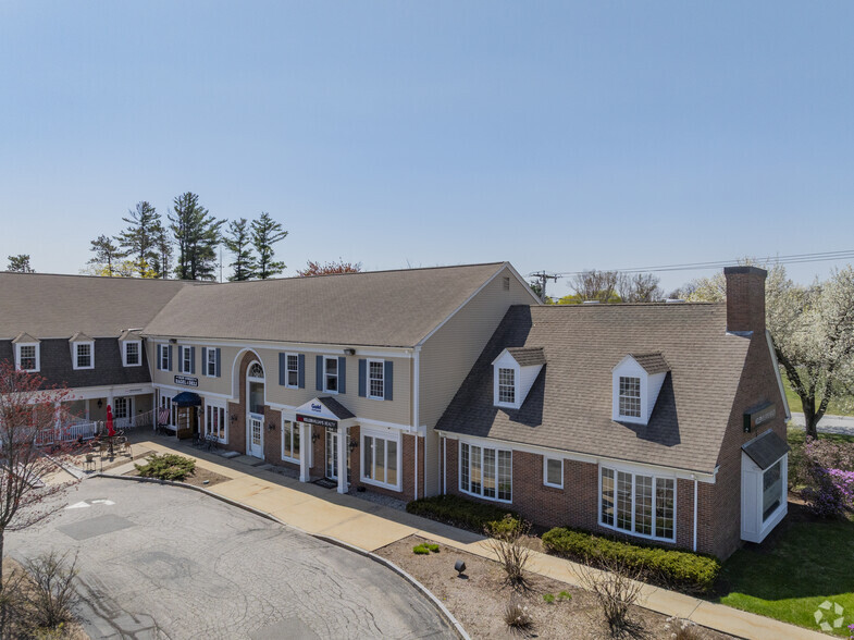 130 Main St, Salem, NH à louer - Photo de l’immeuble – Image 3 sur 5