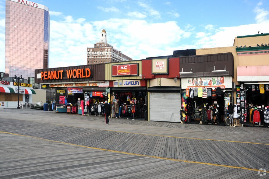 1715 Boardwalk, Atlantic City, NJ à louer - Photo de l’immeuble – Image 2 sur 3