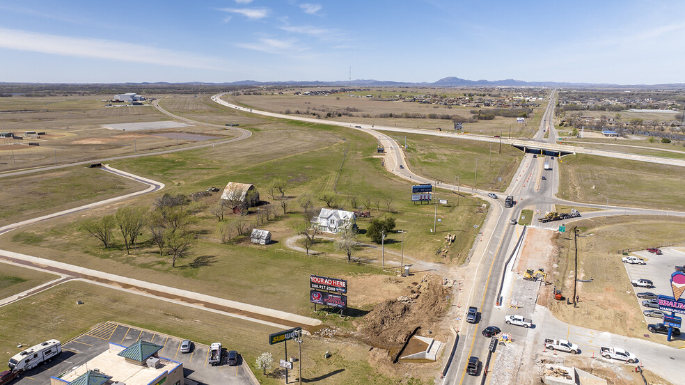 7347 US Highway 17 Hwy, Elgin, OK à vendre - Aérien – Image 3 sur 16