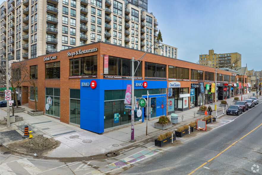 1560 Yonge St, Toronto, ON à louer - Photo de l’immeuble – Image 2 sur 5