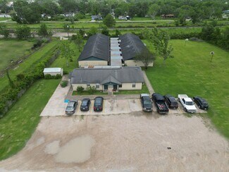 Plus de détails pour 401 E Texas St, Brazoria, TX - Logement à vendre